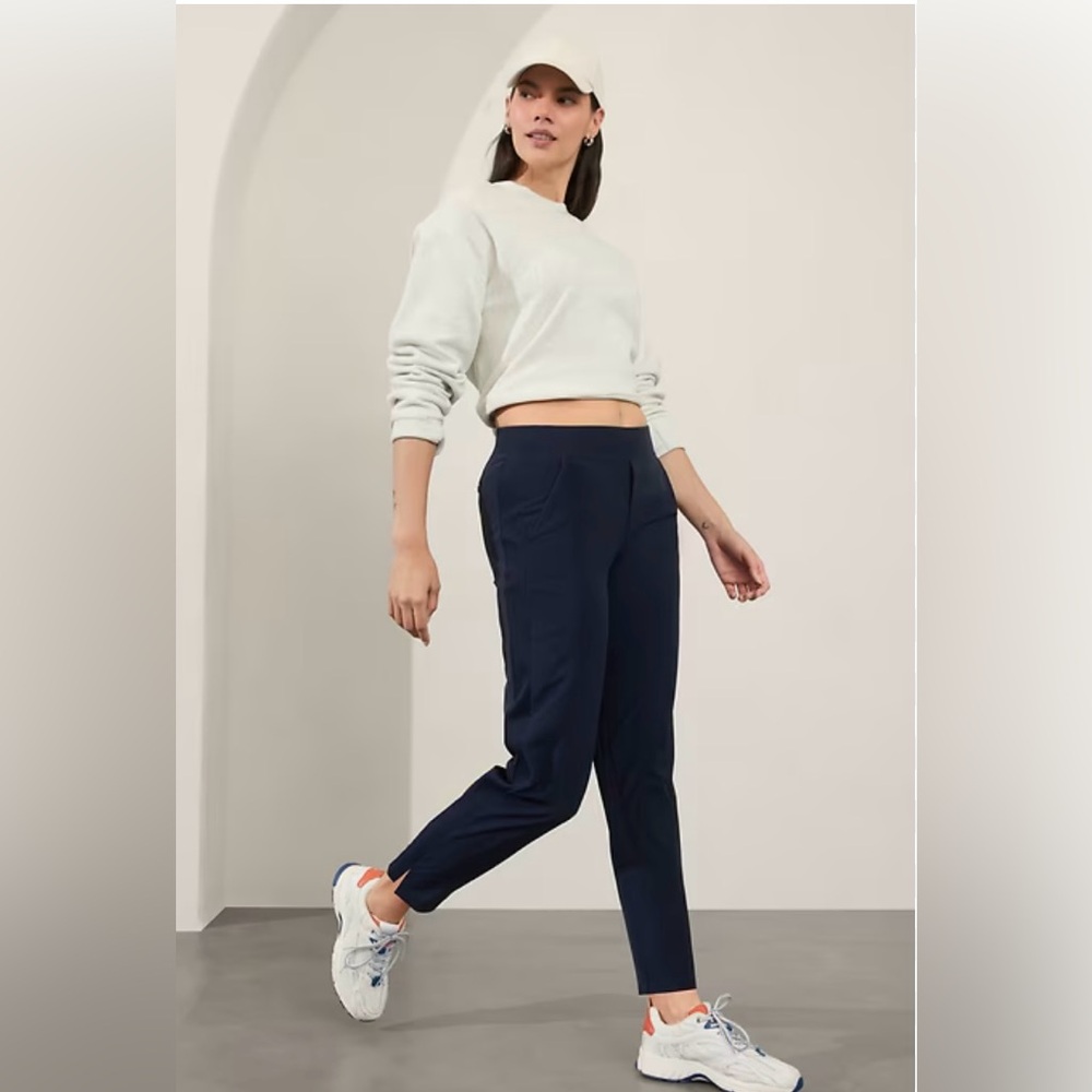 EUC Athleta  Brooklyn Athletic Ankle Pant   sz10